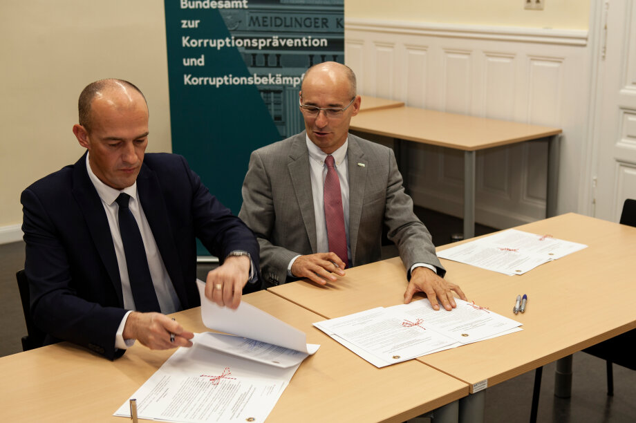The STT has signed the Memorandum of Understanding with the Austrian Federal Anti-Corruption Bureau