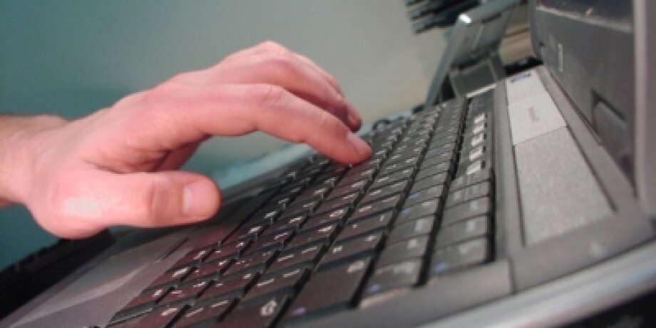 Investigation into alleged trading in influence targets six suspects