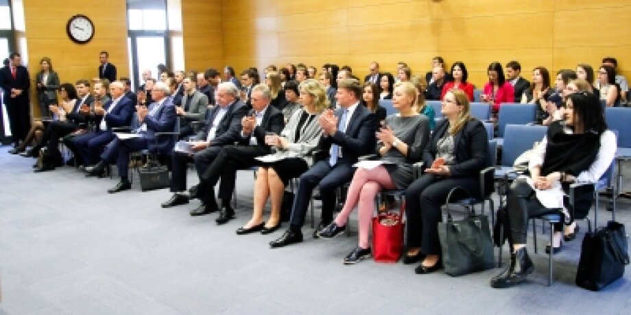 Business representatives focus on anti-corruption environment creation