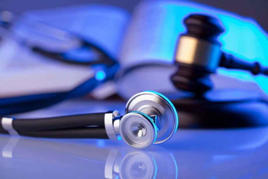 Vilniaus miesto klinikinės ligoninės gydytojui teks mokėti 46,4 tūkst. eurų baudą
