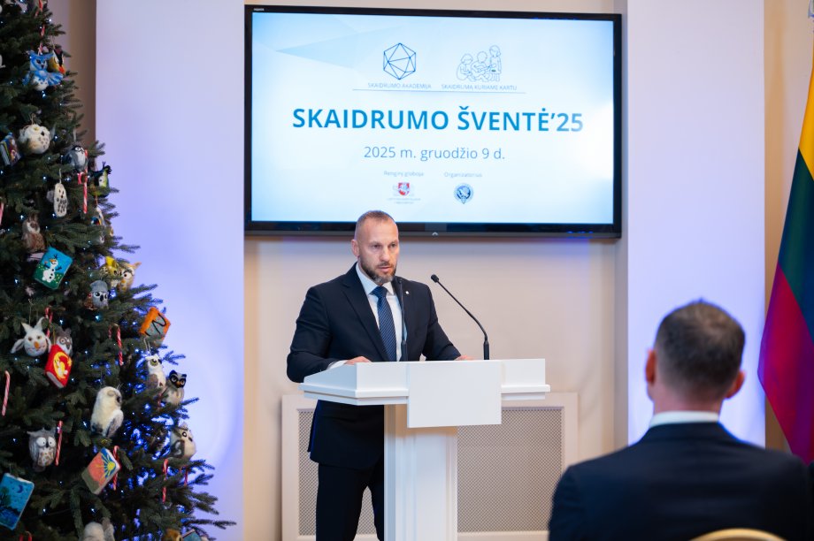 Skaidrumo šventėje apdovanoti mokinių konkurso nugalėtojai ir apžvelgta „Skaidrumo akademijos“...